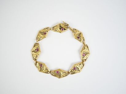 18K yellow gold (750‰) bracelet with a diamond-shaped...