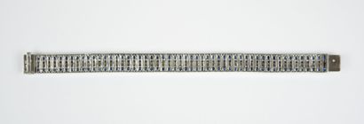 18K white gold (750‰) link bracelet entirely...