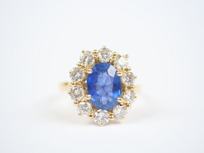 18K yellow gold (750‰) daisy ring set with...