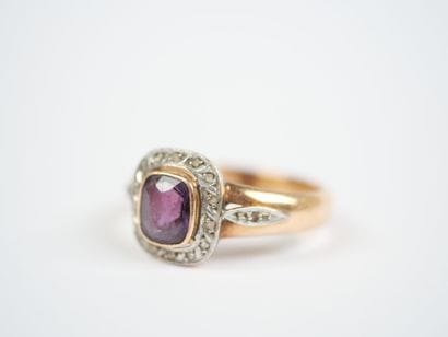 18K yellow gold ring (750‰) and white gold...