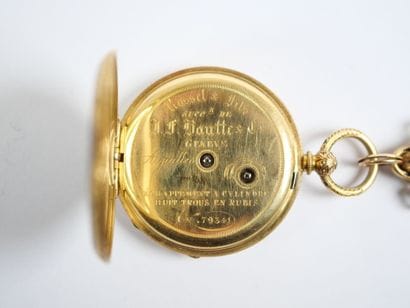 An 18K yellow gold (750‰) pocket watch, featuring...
