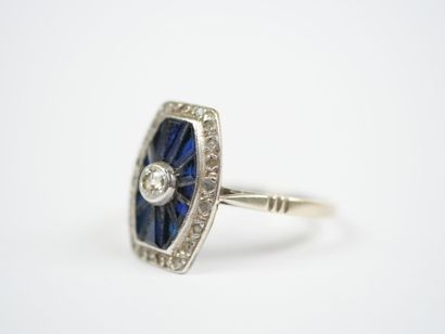 18K white gold (750‰) and platinum ring,...