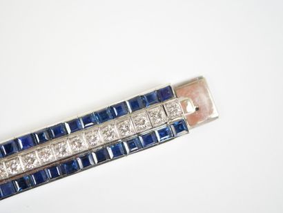 18K white gold (750‰) link bracelet entirely...