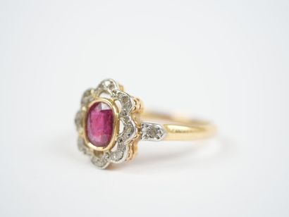Ring in 18K yellow gold (750‰) and white...