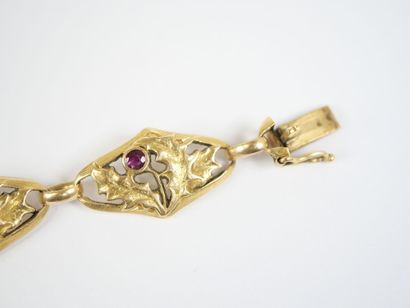 18K yellow gold (750‰) bracelet with a diamond-shaped...