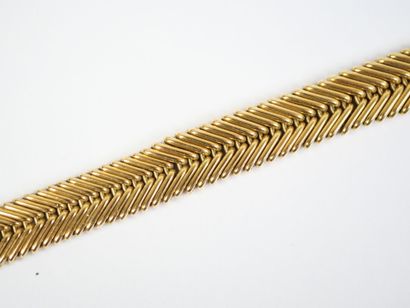 VAN CLEEF & ARPELS.
Flexible necklace in...