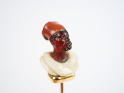 18K yellow gold (750‰) scarf pin, with the...