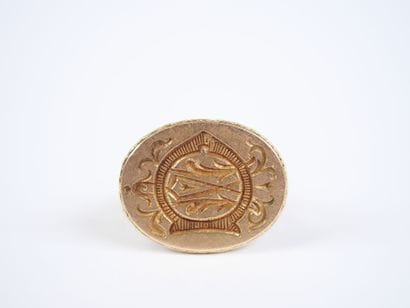 Seal set as a pendant in two-tone 18K yellow...