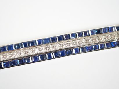 18K white gold (750‰) link bracelet entirely...