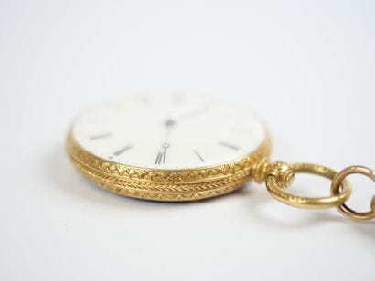 An 18K yellow gold (750‰) pocket watch, featuring...