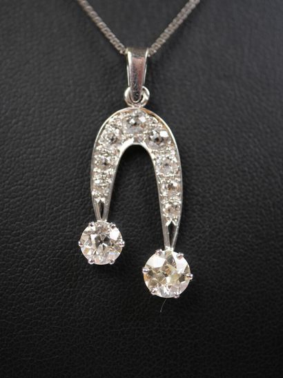 18K white gold necklace (750‰) featuring...