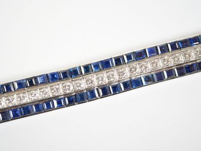 18K white gold (750‰) link bracelet entirely...