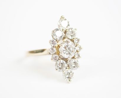 Marquise ring in 18K white gold (750‰) or...