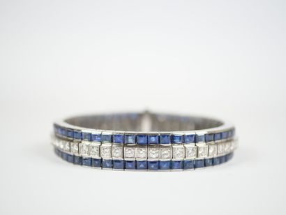 18K white gold (750‰) link bracelet entirely...