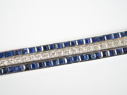 18K white gold (750‰) link bracelet entirely...