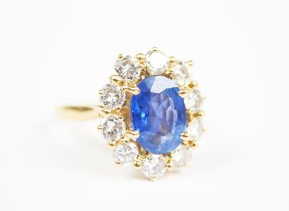18K yellow gold (750‰) daisy ring set with...