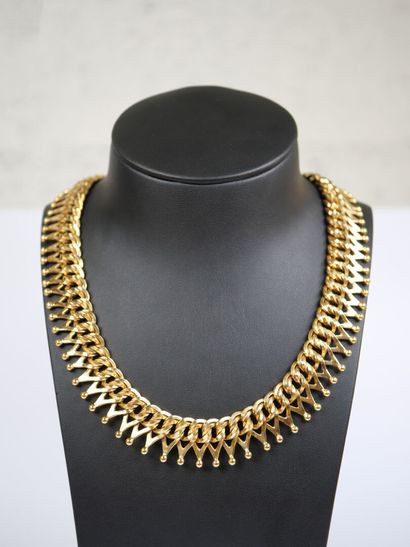 A substantial 18K yellow gold (750‰) necklace...