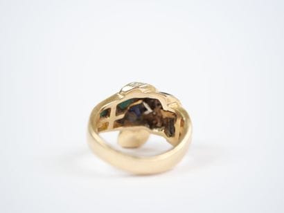 14K yellow gold (585‰) ring featuring a ribbon...