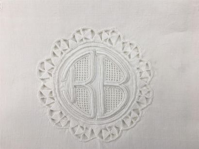 Paire de taies d'oreiller en coton blanc...