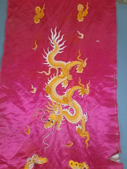 Panneau de satin de soie et coton rose à...