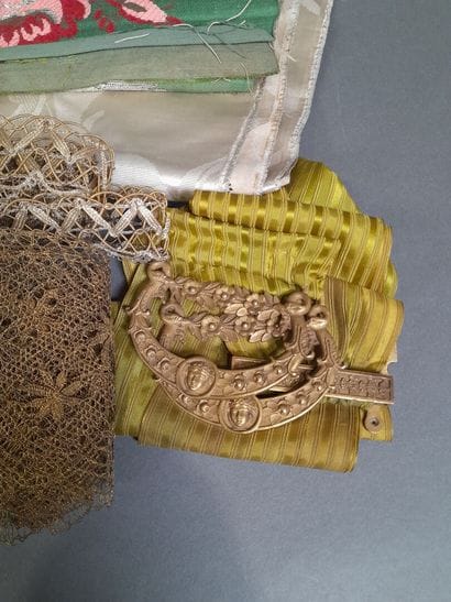 Lot de divers échantillons textiles pour...