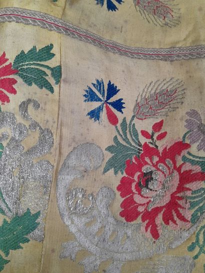 Panneau en lampas de soie et coton à décor...