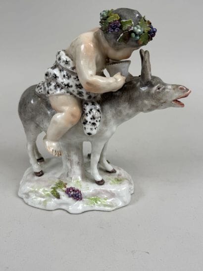 MEISSEN.
Sujet en porcelaine polychrome et...
