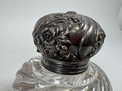BACCARAT, dans le gout de.
Important encrier...