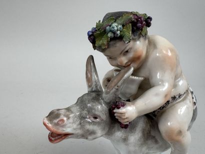 MEISSEN.
Sujet en porcelaine polychrome et...