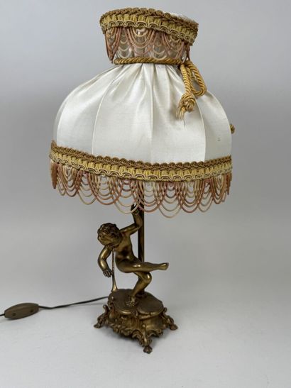 Petite lampe de chevet en laiton ou bronze...