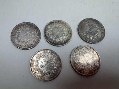 5 pièces argent de 10 francs Hercule, XXe.
Poids...