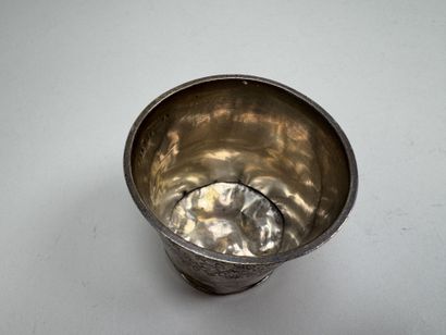 Timbale en argent 950/1000, poinçon Minerve,...