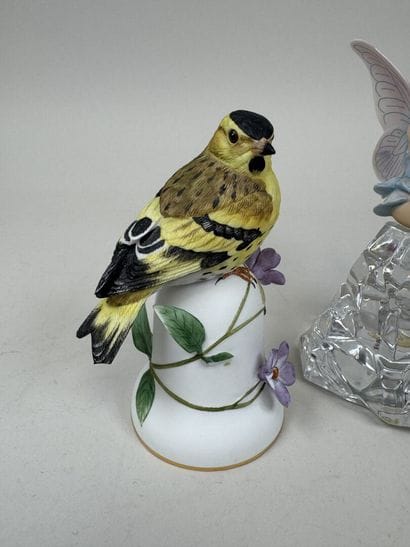Lot comprenant :
- Franklin Mint.
THE SUSKIN.
Clochette...