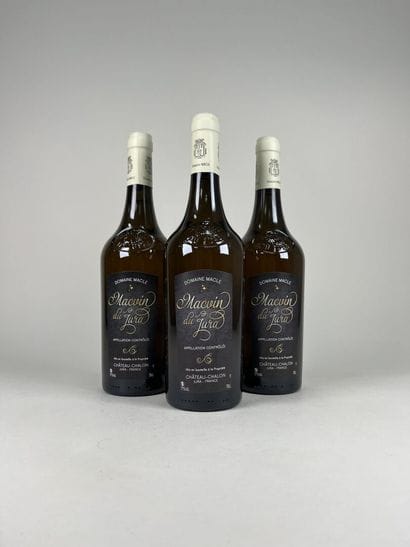 **MACVIN DU JURA.
Domaine Macle.
17%. 3 bottles.
VAT...