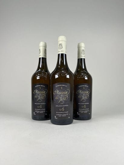 **MACVIN DU JURA.
Domaine Macle.
17%. 3 bottles.
VAT...