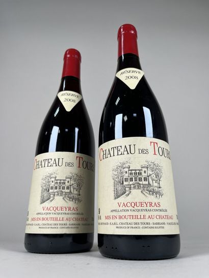 VACQUEYRAS.
Château des Tours.
Réserve. 2008....