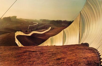 CHRISTO et JEANNE CLAUDE

(1935) et (1935-2009)

Deux...