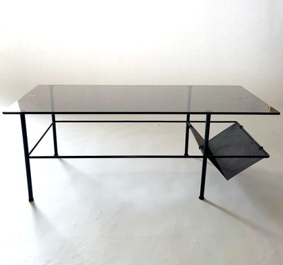 Dans le goût de Mathieu Matégot 

Table basse...