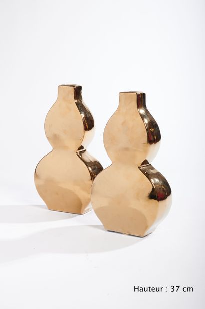 Lot de onze objets de décoration en céramique...