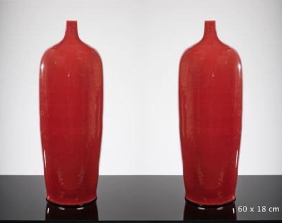 Lot de cinq vases en céramique rouge

Hauteur...