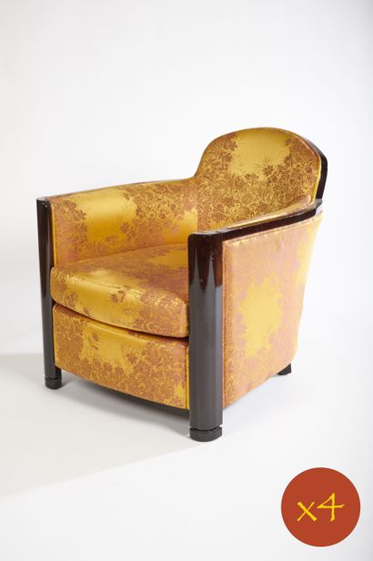 Quatre fauteuils de style Art Déco en bois...