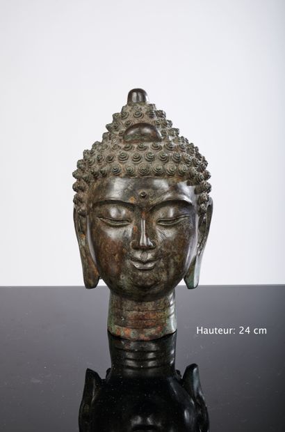 Lot de huit objets de décoration sur le thème...