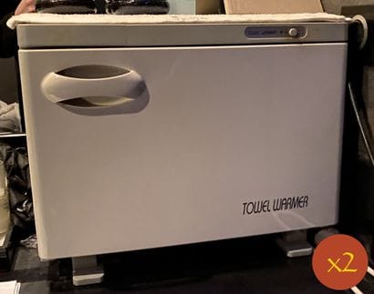 Deux chauffe-serviettes électriques TOWEL...
