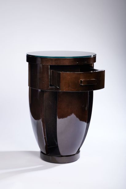 Dix tables de chevet de style Art Déco en...