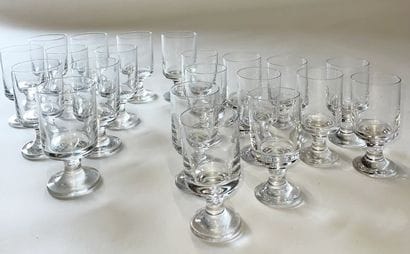 Baccarat 

Partie de service de verres en...