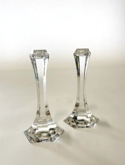 Saint Louis 

Paire de bougeoirs en cristal...
