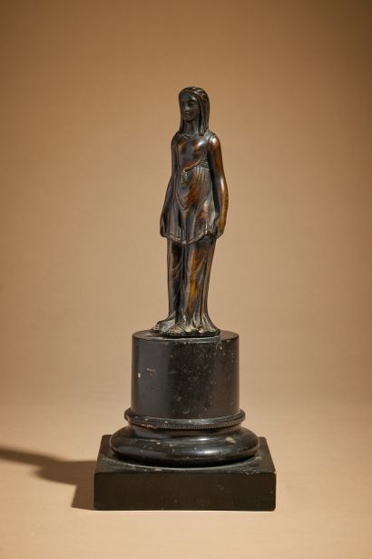 Egyptian woman in bronze with brown patina...