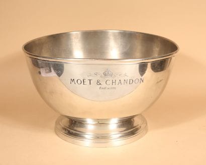Important Moët Chandon champagne seal in...