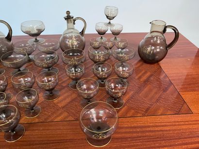 DAUM Nancy
Important service in smoked crystal,...