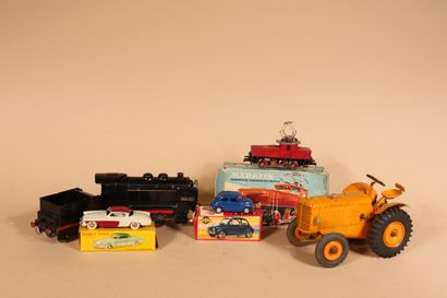 Lot de miniatures :
- Studebaker commander...